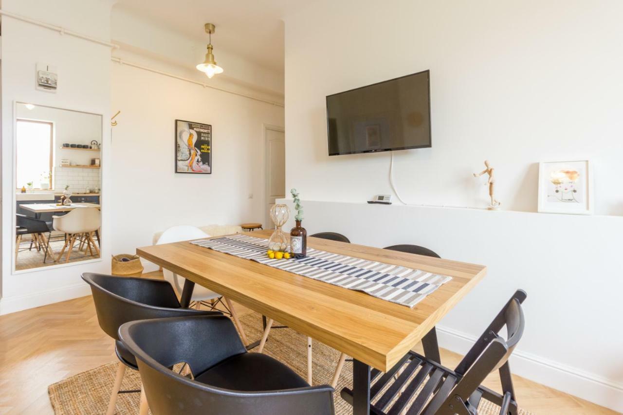 City Chic 3 Bedroom Apartment Cluj-Napoca Extérieur photo