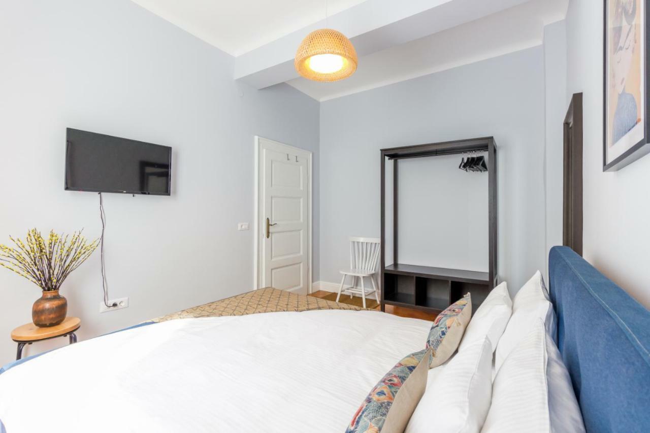 City Chic 3 Bedroom Apartment Cluj-Napoca Extérieur photo