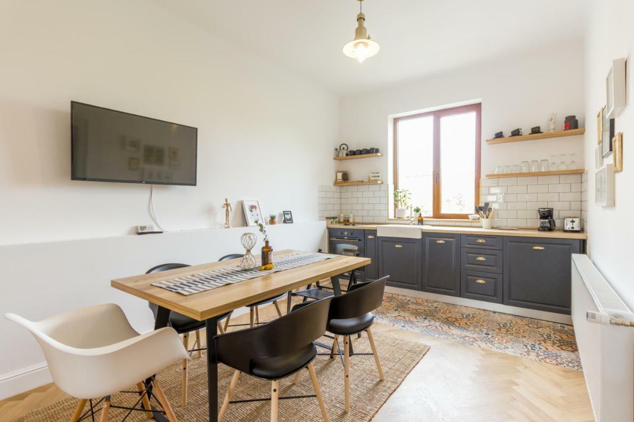 City Chic 3 Bedroom Apartment Cluj-Napoca Extérieur photo